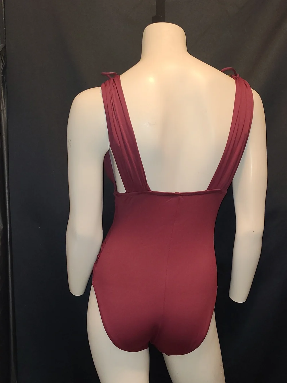 La Blanca Deep Berry One-Piece Swimsuit Size 8 - Picture 8 of 13